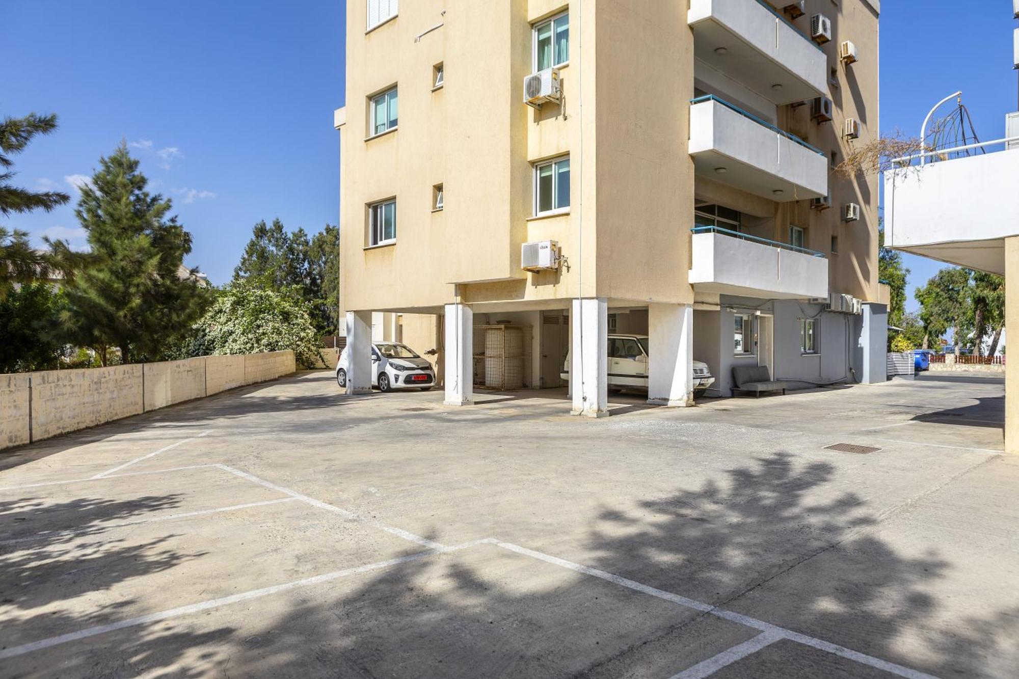 Atlantis Apartments 50M From Makenzy Seafront Λάρνακα Εξωτερικό φωτογραφία