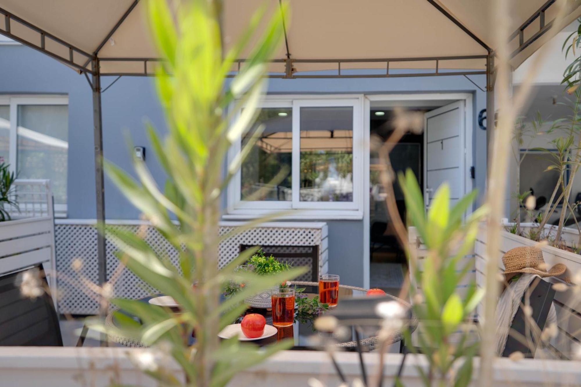 Atlantis Apartments 50M From Makenzy Seafront Λάρνακα Εξωτερικό φωτογραφία